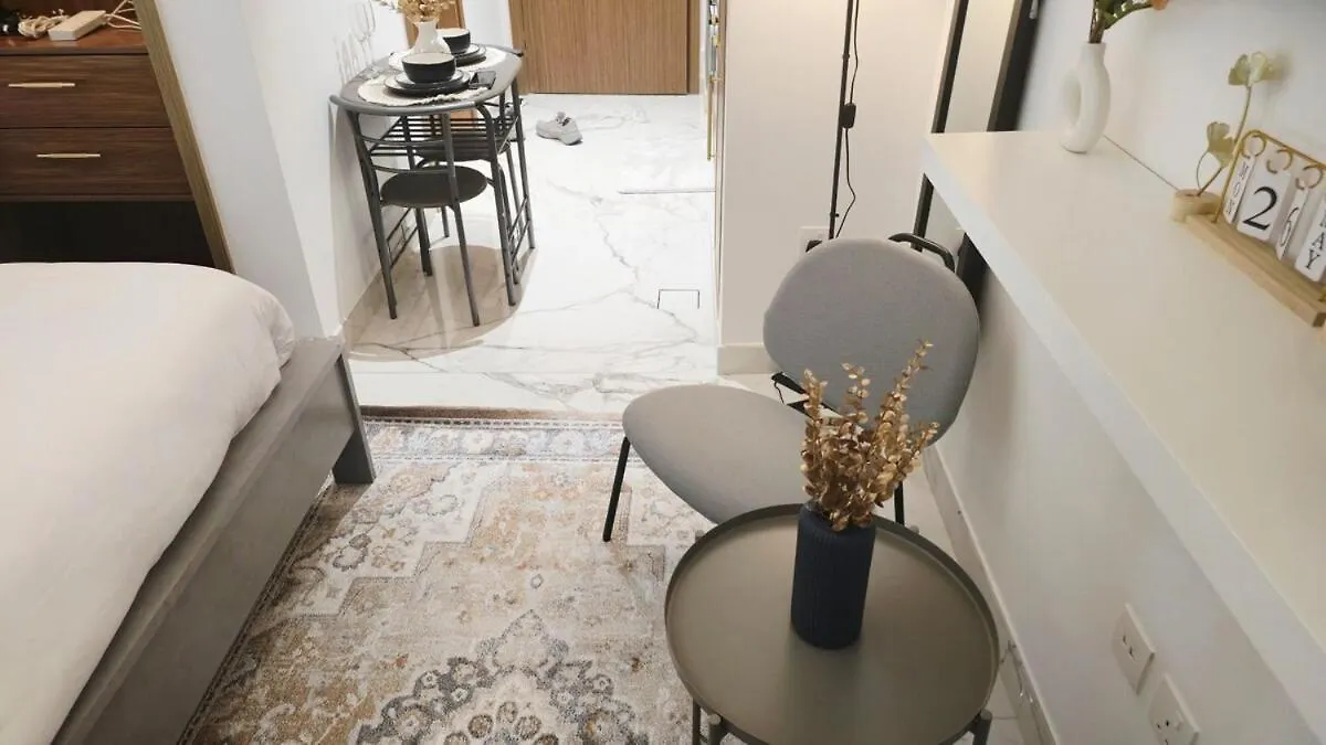 Stylish Studio In Dubai Apartment